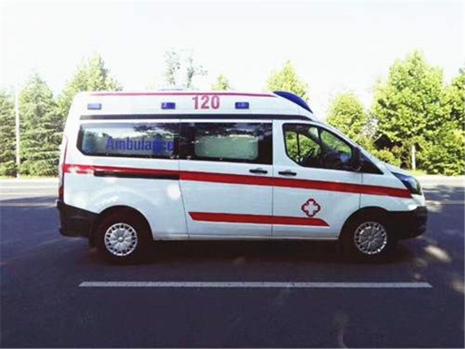 呼玛救护车出租服务案例6