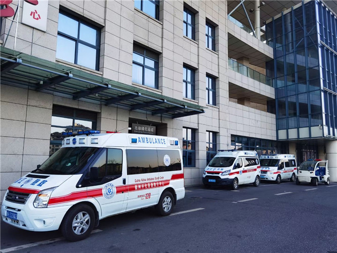 呼玛救护车出租服务案例4